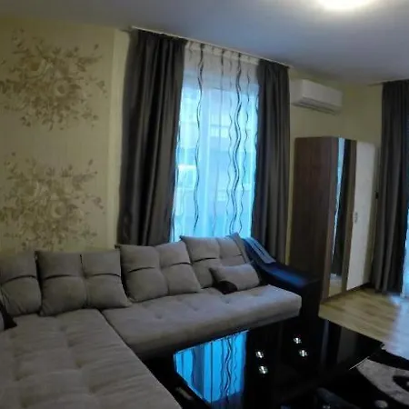 Apartamento Вип Апартамент Танита