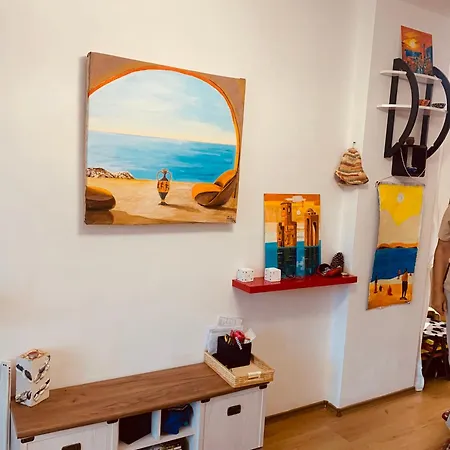 мир авангарда Apartment *
